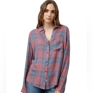RAILS hunter top in rose blue, size Medium